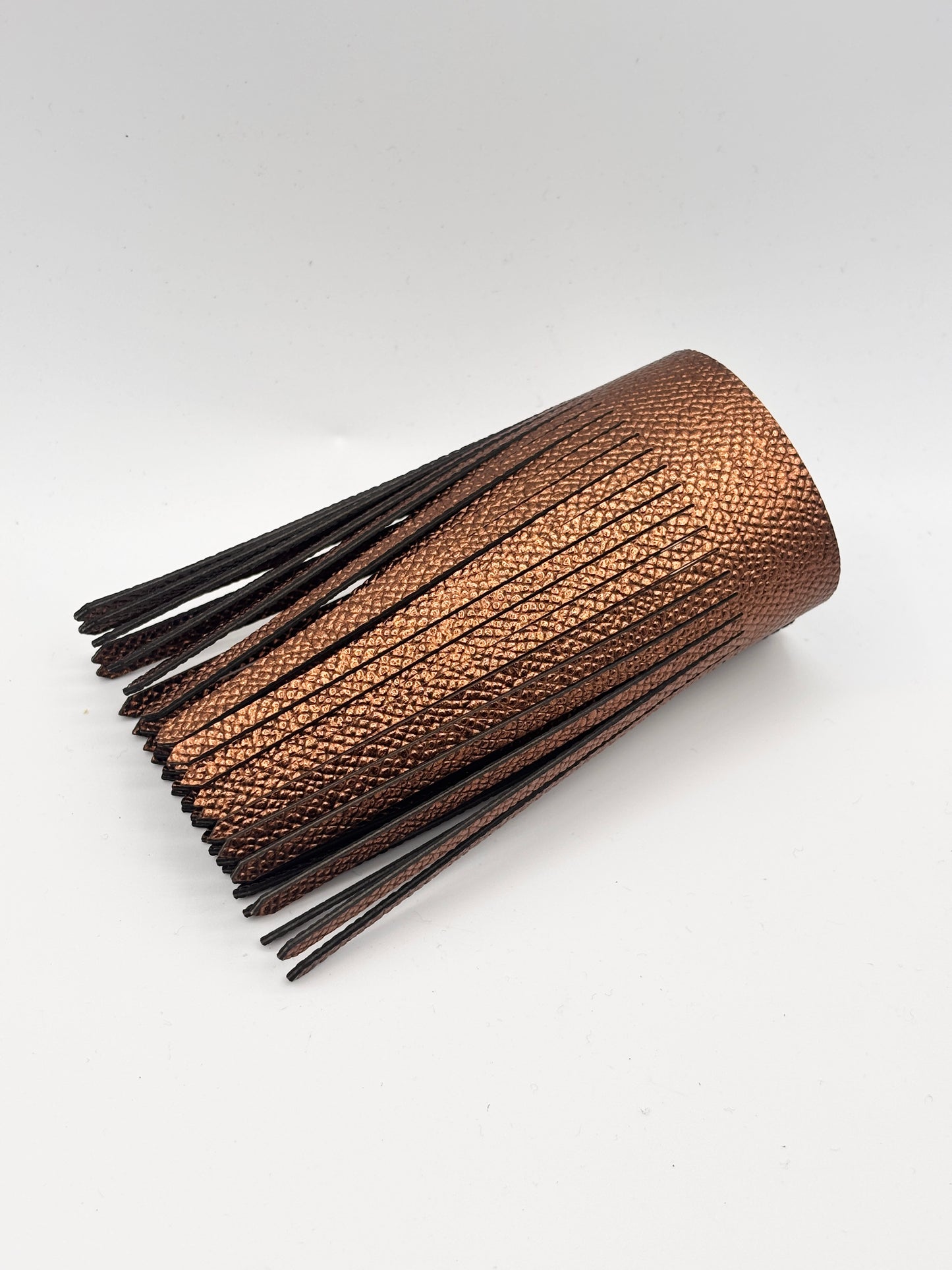 Bracciale FRANGE LUNGHE - Marrone Martellato