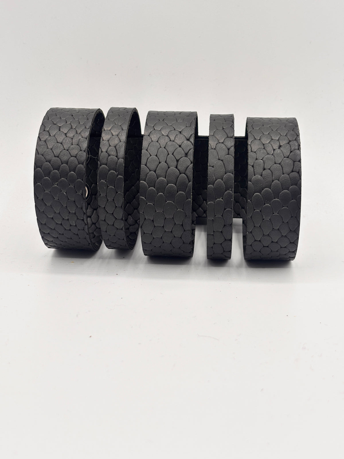 Ribbon Bracelet - Black Reptile Mat