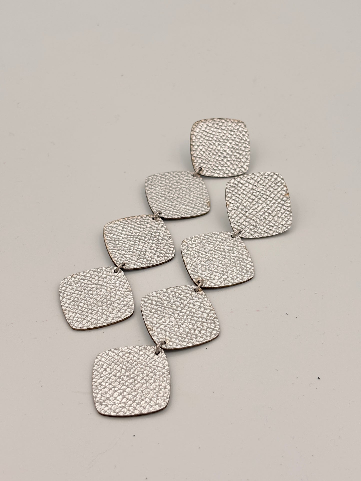 Orecchini ROMBI - Argento Martellato