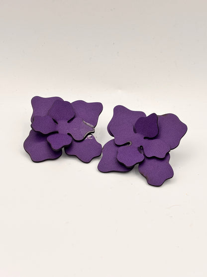 PETAL EARRINGS - Black