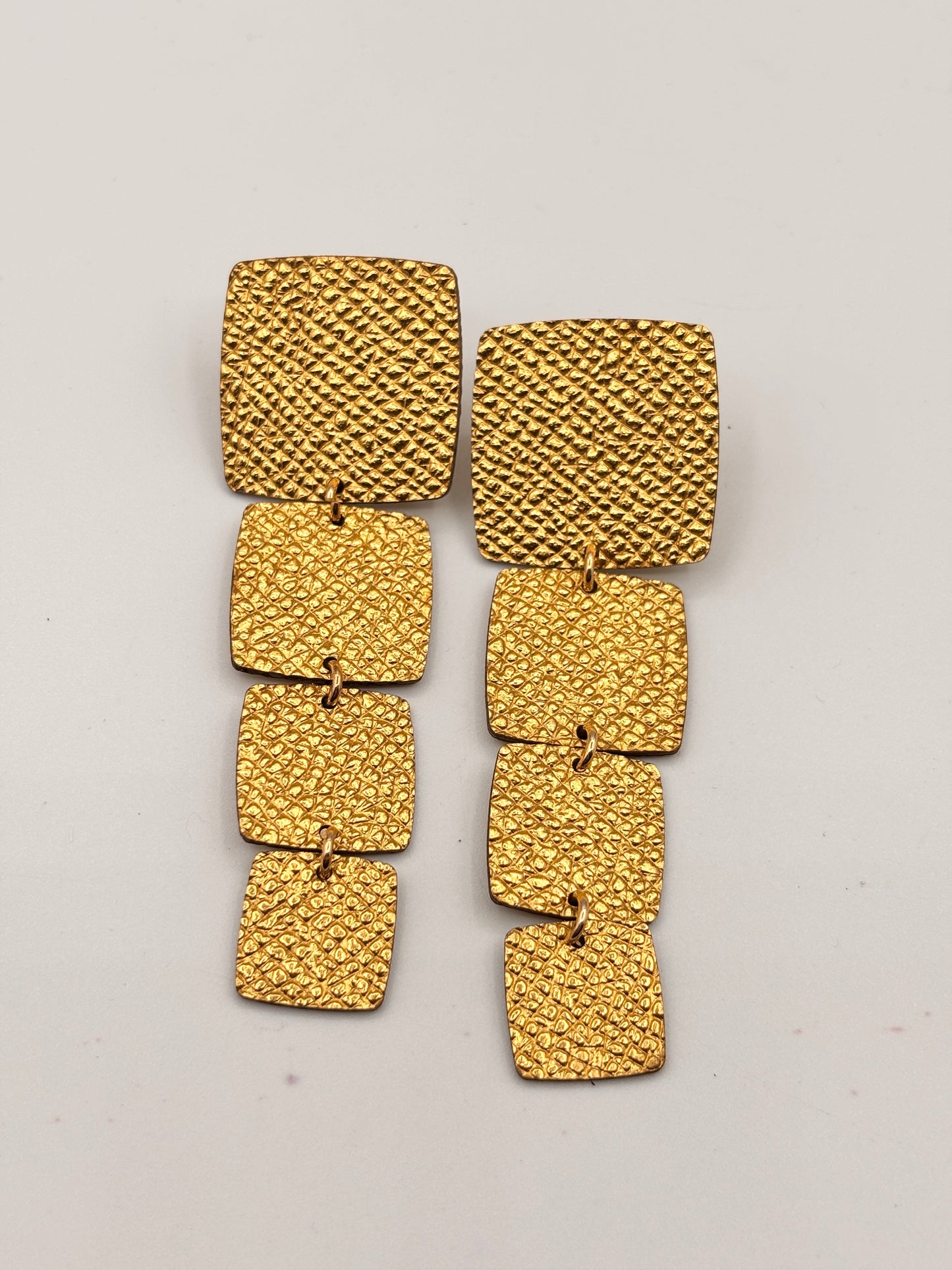 RECTANGLE EARRINGS - Matte Reptile Black