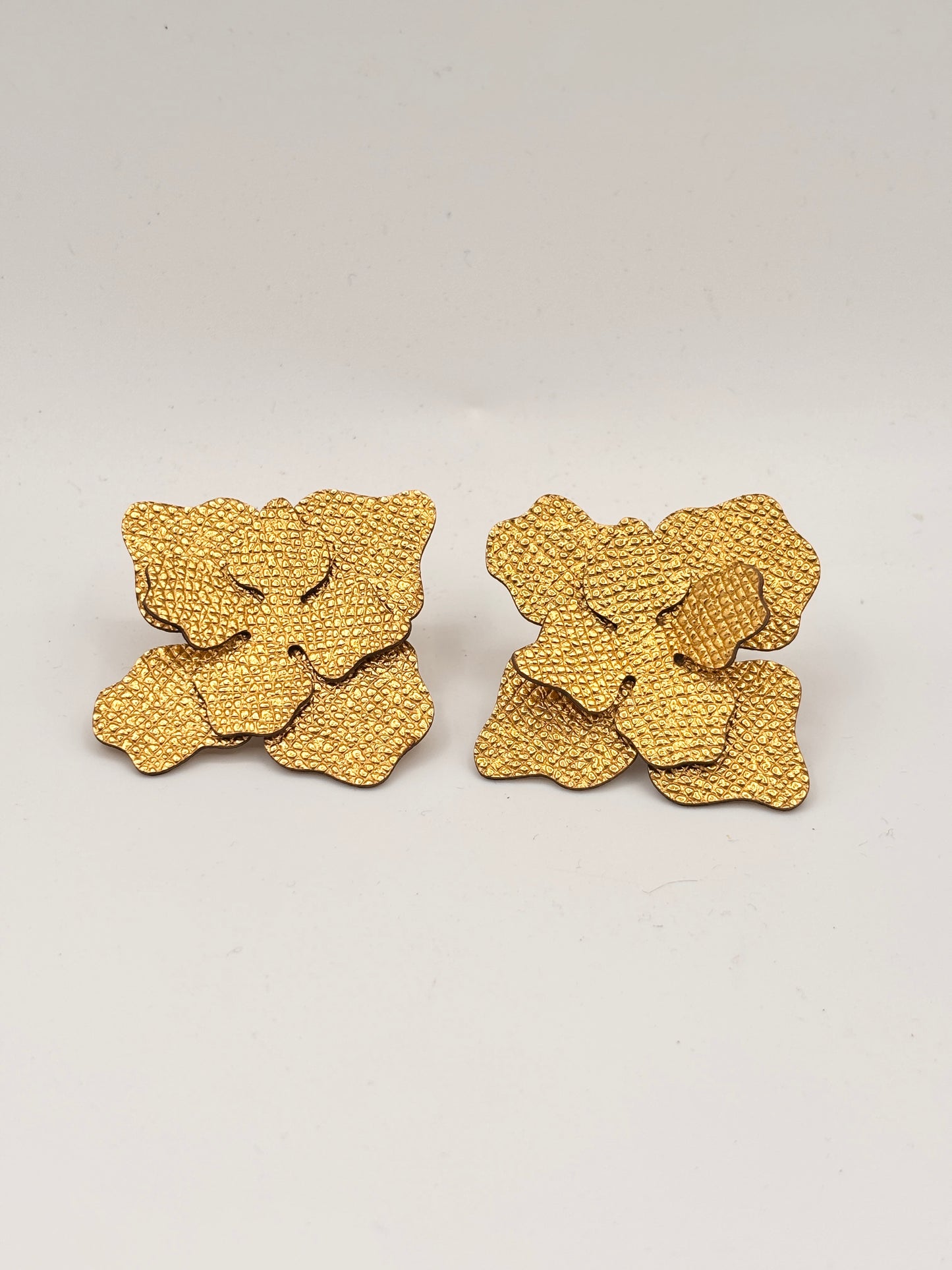 Orecchini FIORE - Oro Martellato