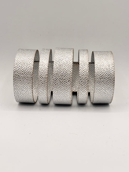 Ribbon Bracelet - Black Reptile Mat