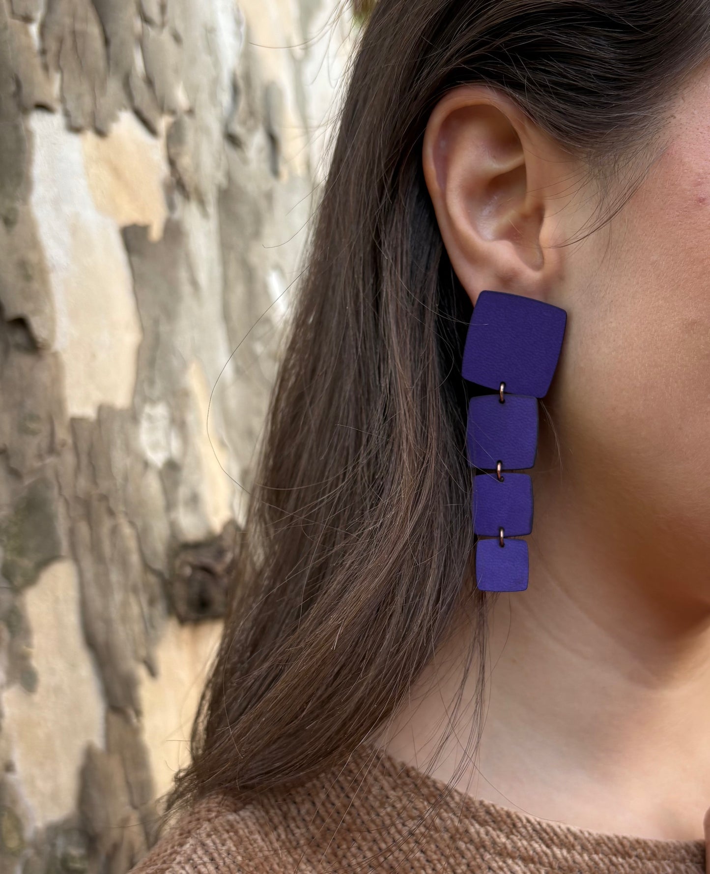 RECTANGLE EARRINGS - Matte Reptile Black