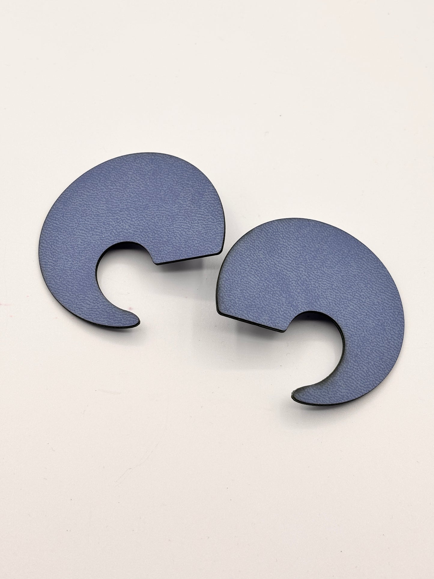 OVAL EARRINGS - Tiffany Green