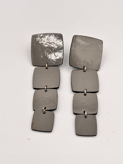 RECTANGLE EARRINGS - Matte Reptile Black