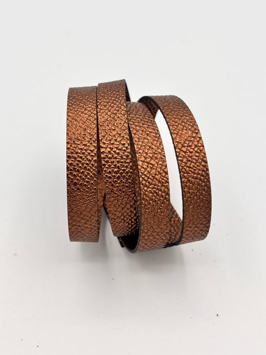 Infinity Bracelet - Black Reptile Mat